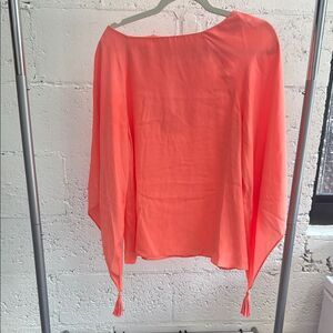 Alice & Trixie BRAND NEW - Elegant Coral Women's Top - Size Medium